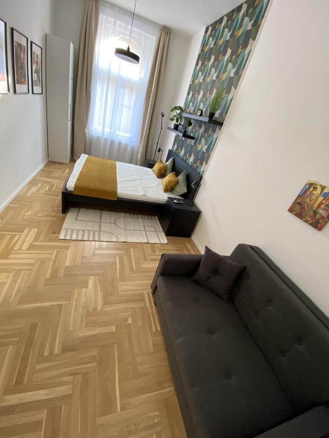 Appartamento Birdie 3-bdr Budapest